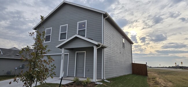 Building Photo - 3157 Burmese St