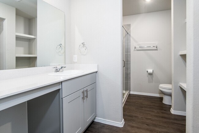 Building Photo - 11599 Lazy Oak Crk Dr