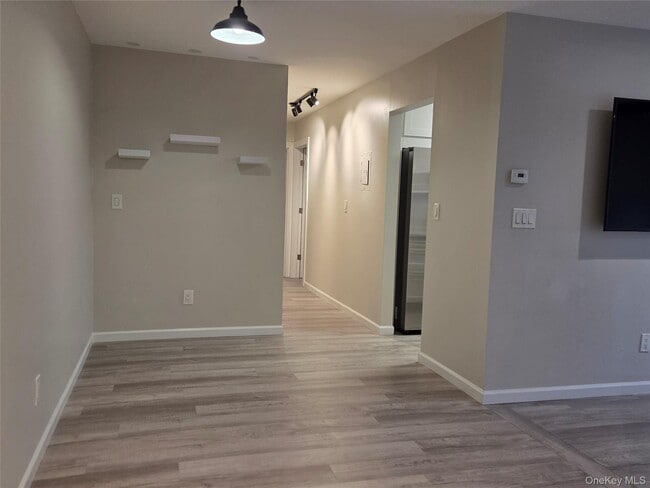 Building Photo - 189 Sierra Vista Ln