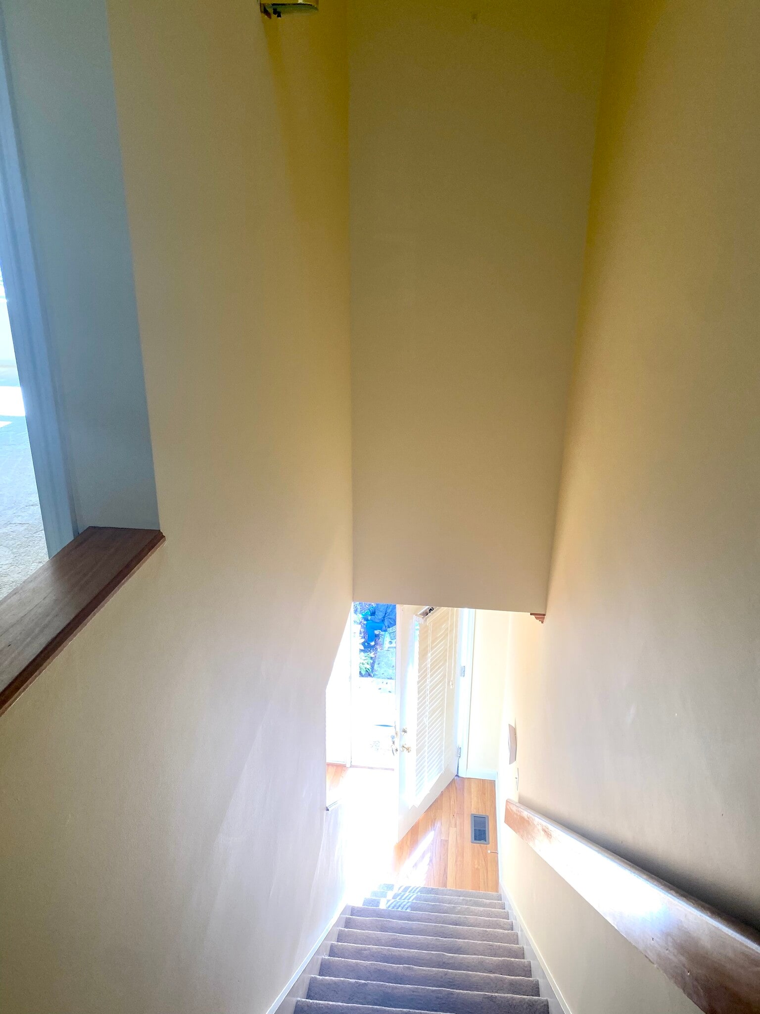 Building Photo - 5785 Kingsbury Pl