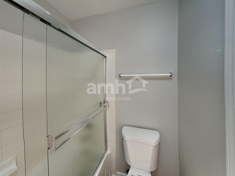 Building Photo - 2766 Middleton Ct