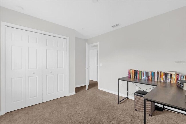 Building Photo - 2480 Seven Oaks Dr