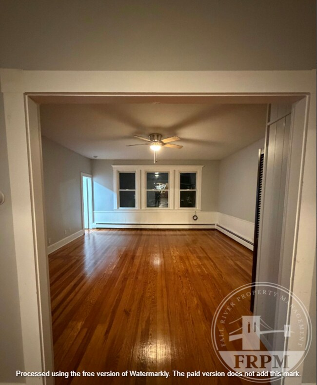 Building Photo - 318 Wood St