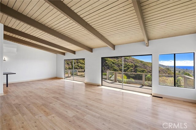 Building Photo - 1220 Anacapa Way