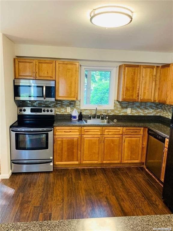 Building Photo - 2357 Garfield St