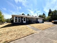 Building Photo - 8020 N St Johns Ave