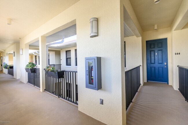 Building Photo - Luxury Waterfront Living with Deeded Dock – Punta Gorda Isles