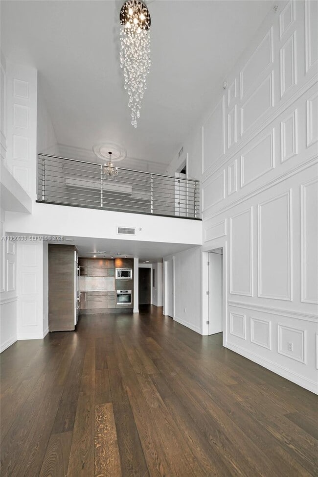 Building Photo - 900 Biscayne Blvd