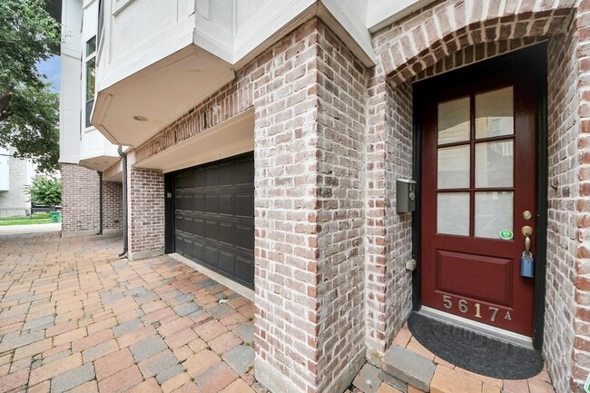 Building Photo - 5617 Kiam St