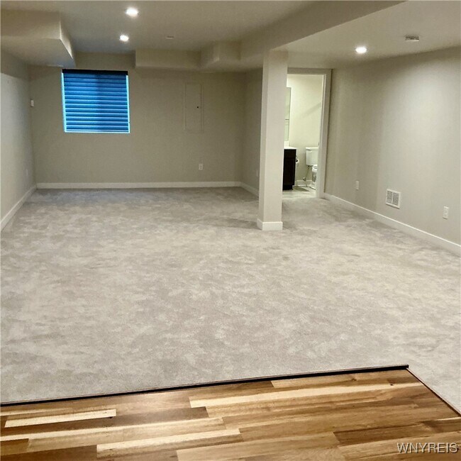 Building Photo - 91 Sierra Dr