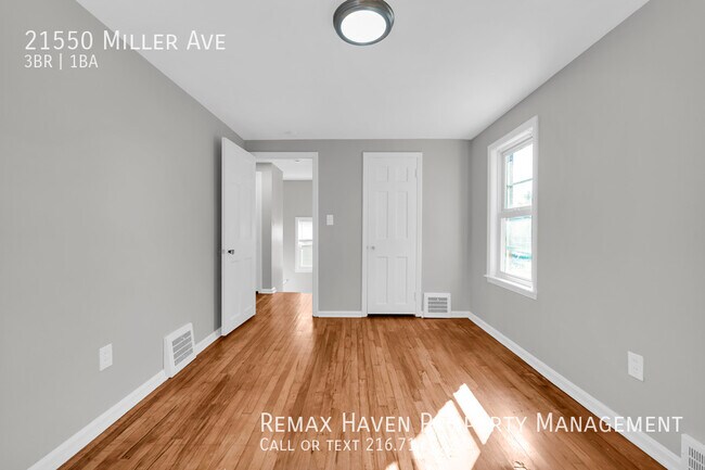 Building Photo - 21550 Miller Ave