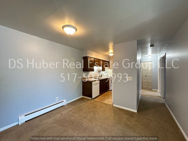 Primary Photo - 1016 E. Greenlawn-8