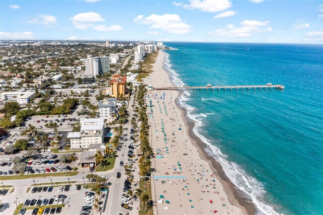 Building Photo - 101 SE 20th Ave