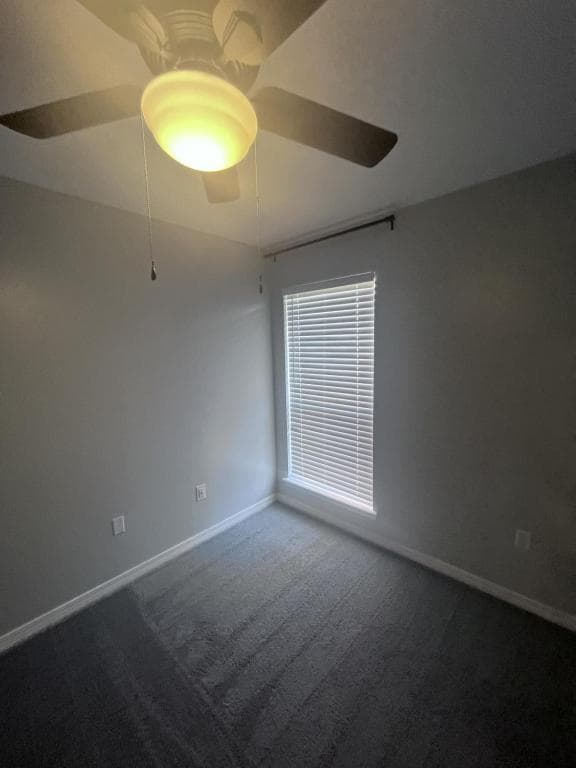 Building Photo - 320 Pinecrest Blvd