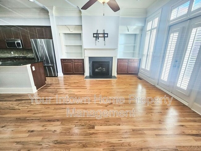 Building Photo - 2380 Crescent Park Ct