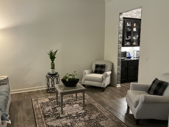 Building Photo - 291 North St