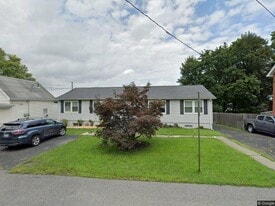 Building Photo - 14A Cottage Ave