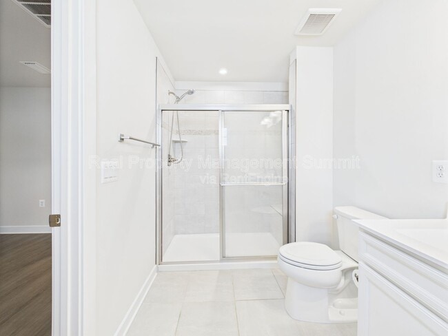 Building Photo - 4711 Hardwell St