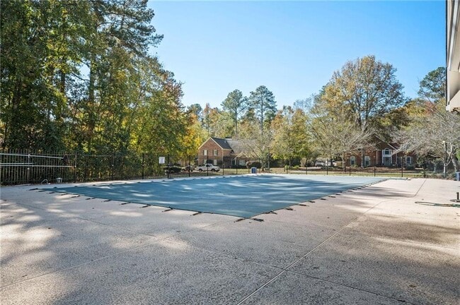 Building Photo - 1427 Fenwick Dr