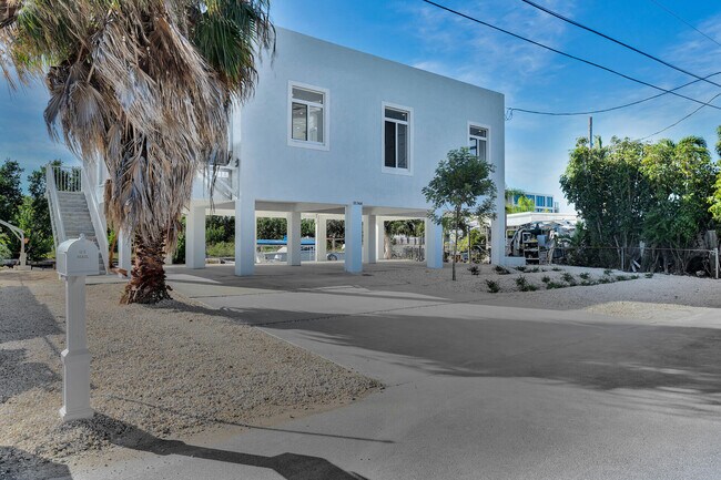 Building Photo - 31368 Ave I