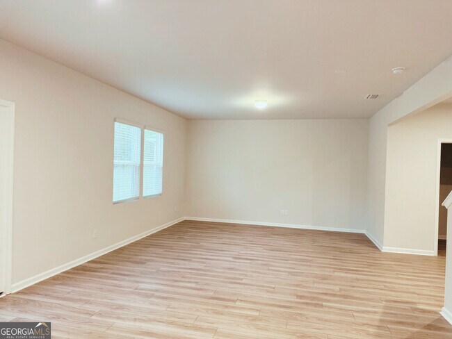 Building Photo - 114 Old Field Run