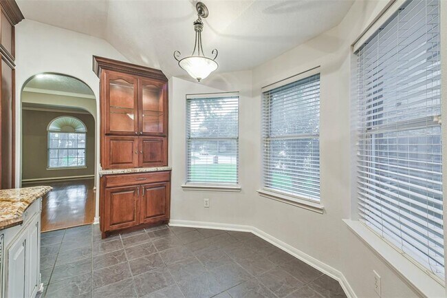 Building Photo - 20942 Wind Field Ln