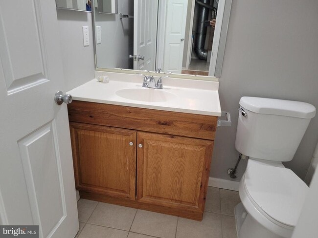 Building Photo - 2904 Saxony Dr