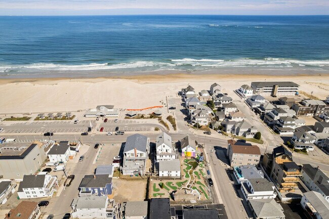 Building Photo - 61 Ocean Blvd