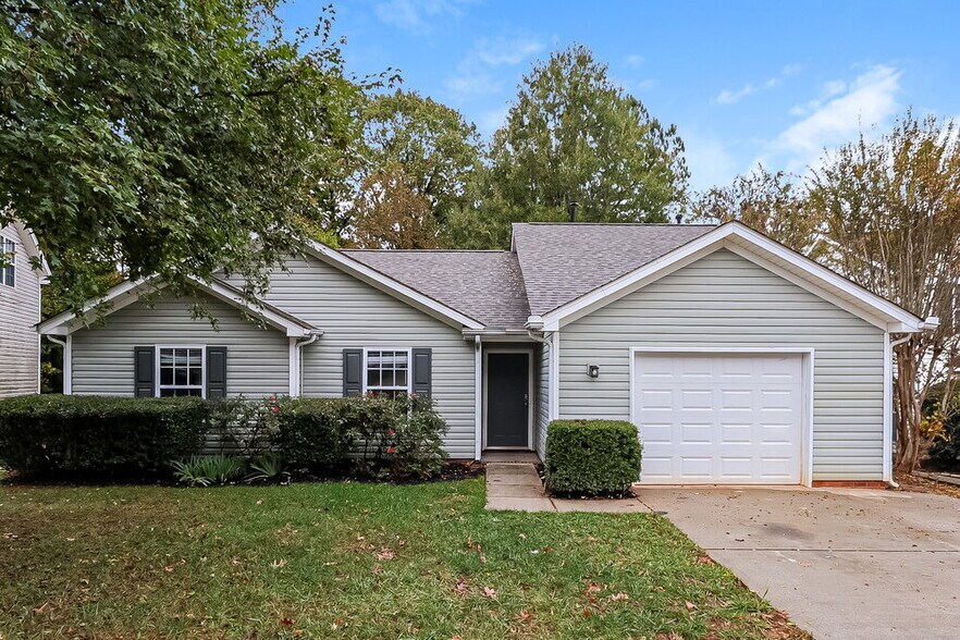 Primary Photo - 7039 Lowen Rd