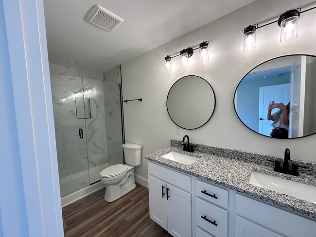 Building Photo - 112 State Hwy 1611