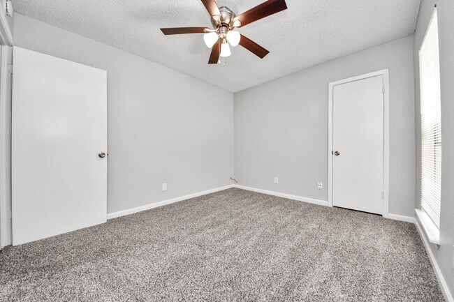 Building Photo - 16714 Britford