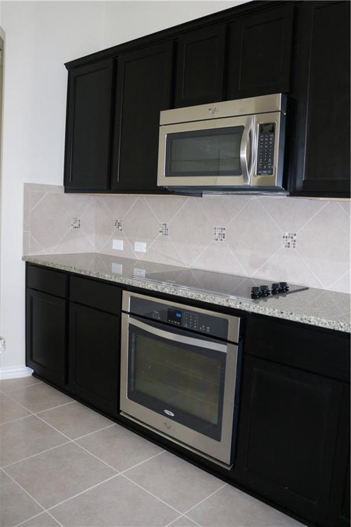 Building Photo - 913 Wolcott Dr