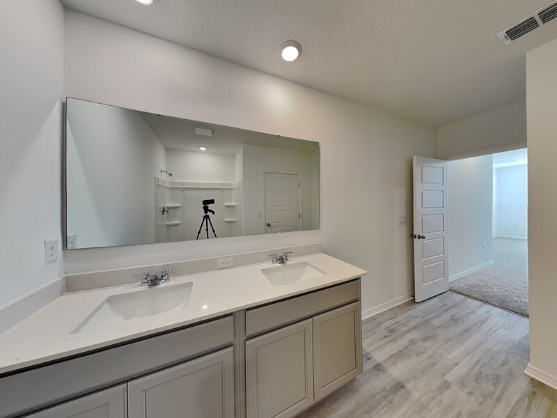 Building Photo - 3515 Nettle Loop