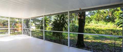 Building Photo - 861 San Remo Ave