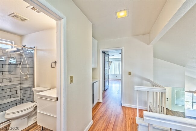 Building Photo - 7686 Selby Ct