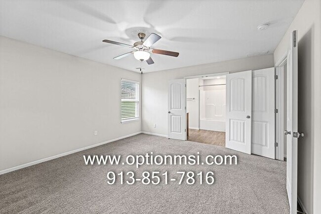Building Photo - Beautifully Updated Liberty Home in a Prime Location!