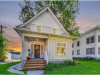Building Photo - Hamline University- Large and Spacious 6 B...