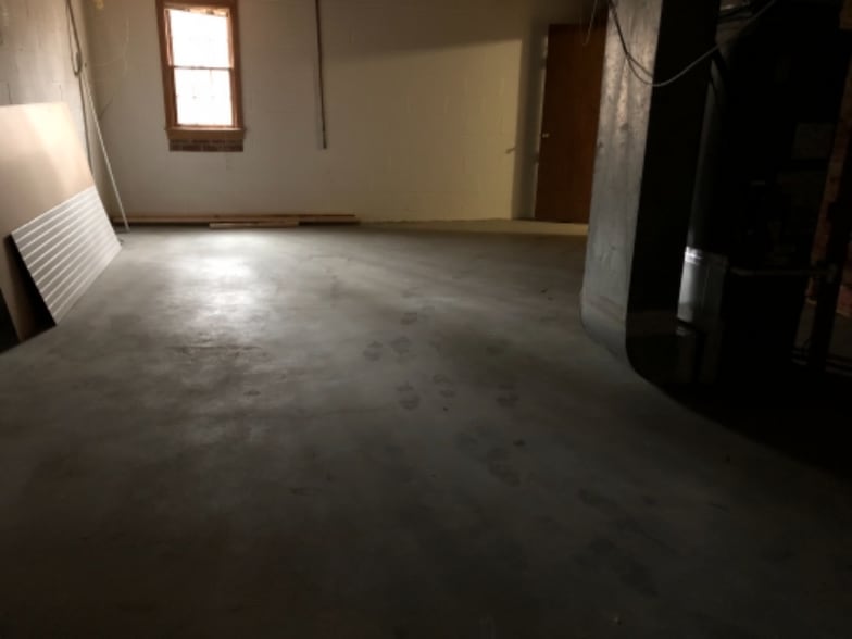 Building Photo - 610 Lemoine Ln