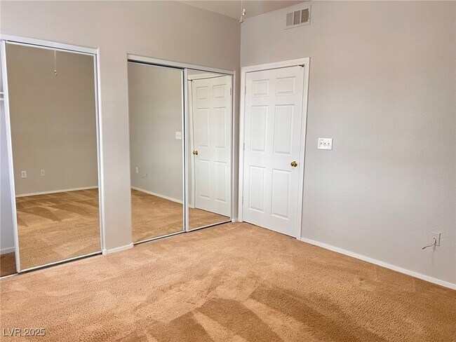 Building Photo - 833 Aspen Peak Loop