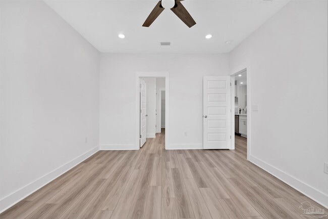 Building Photo - 6525 Paso Fino Dr