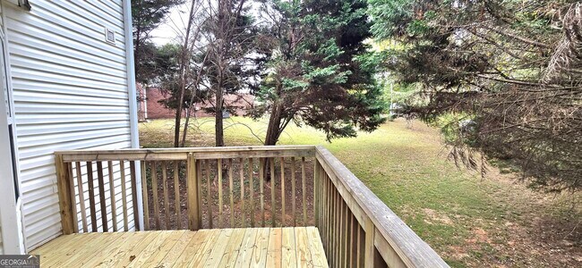 Building Photo - 610 James Ridge Dr