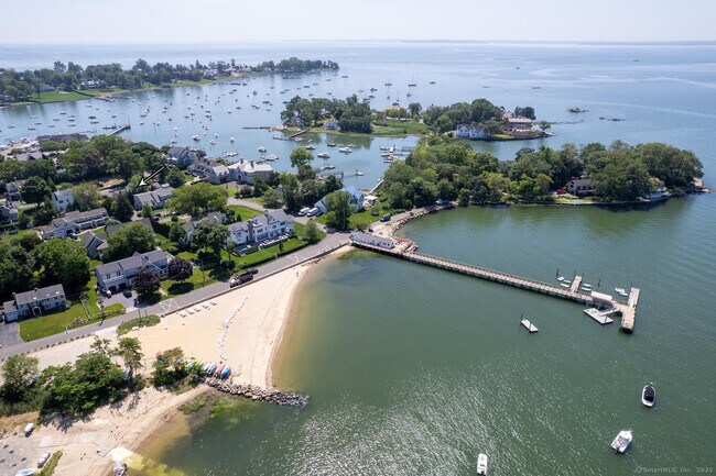 Building Photo - 16 Baywater Dr