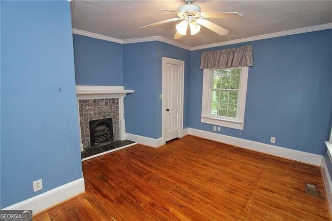 Building Photo - 2874 Burden St NW