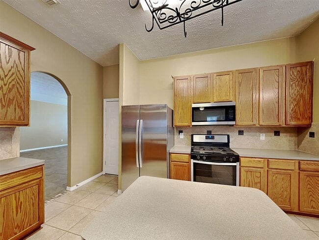 Building Photo - 2315 Perkins Crossing Dr