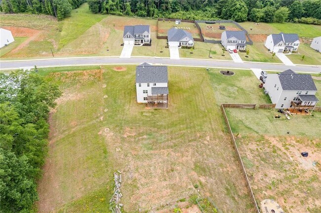 Building Photo - 294 Ralph Still Rd