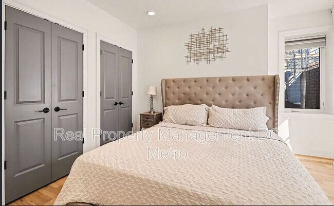 Building Photo - 811 Upshur St NW