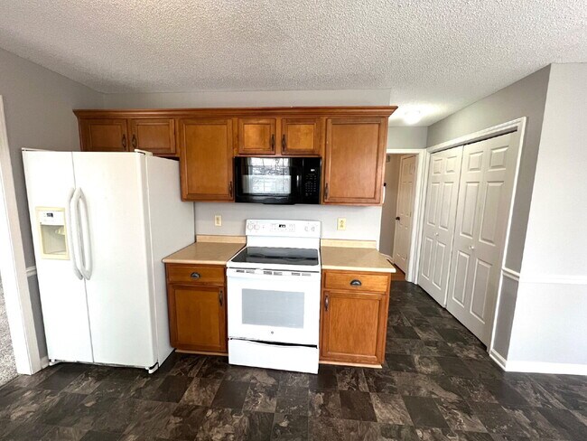 Building Photo - 1318 Whetstone Ct