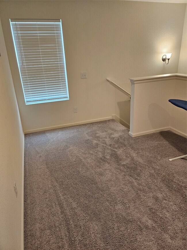 Building Photo - 5923 Grantgrala Dr