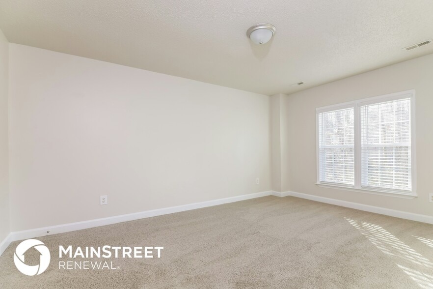 Building Photo - 111 Meadow Run