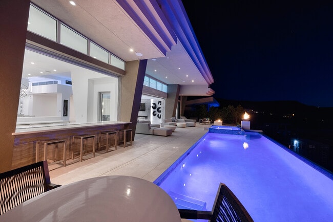 Building Photo - 663 Palisade Rim Dr
